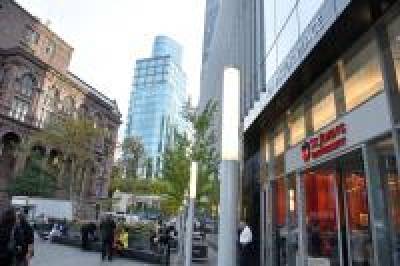 ST. JOHN'S MANHATTAN CAMPUS