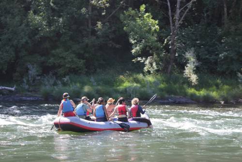 LL.M. students rafting the Rogue River in southern Oregon